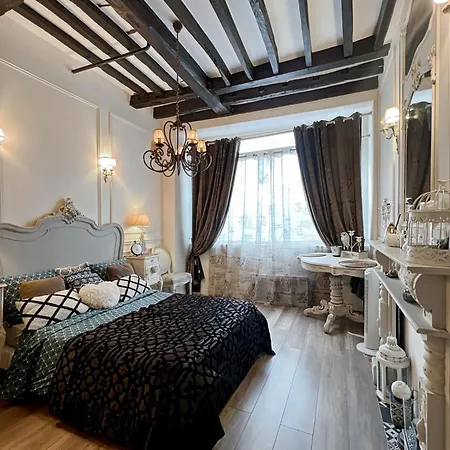 A Deux Pas De Gare Du Nord Aparthotel 3*